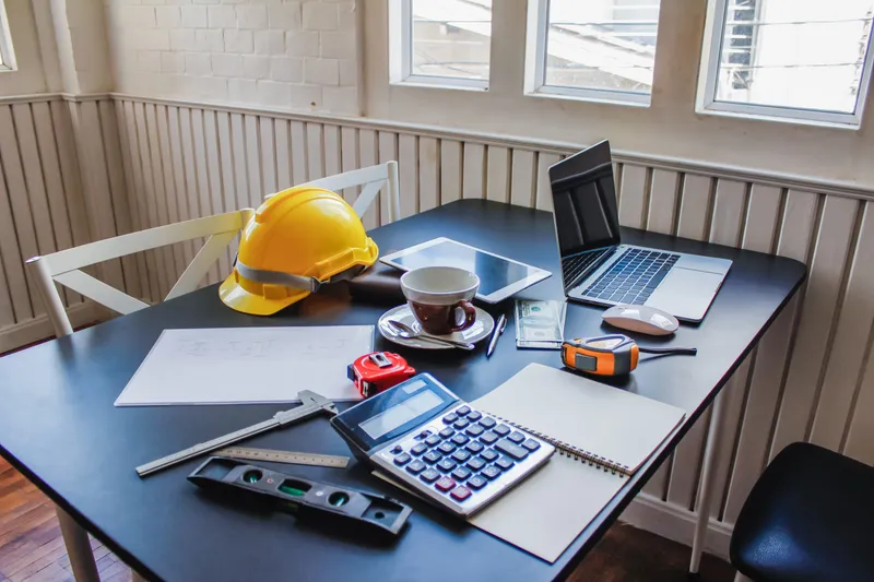 Weniger Kosten, mehr Sicherheit – in 5 Schritten zur papierlosen Baustelle